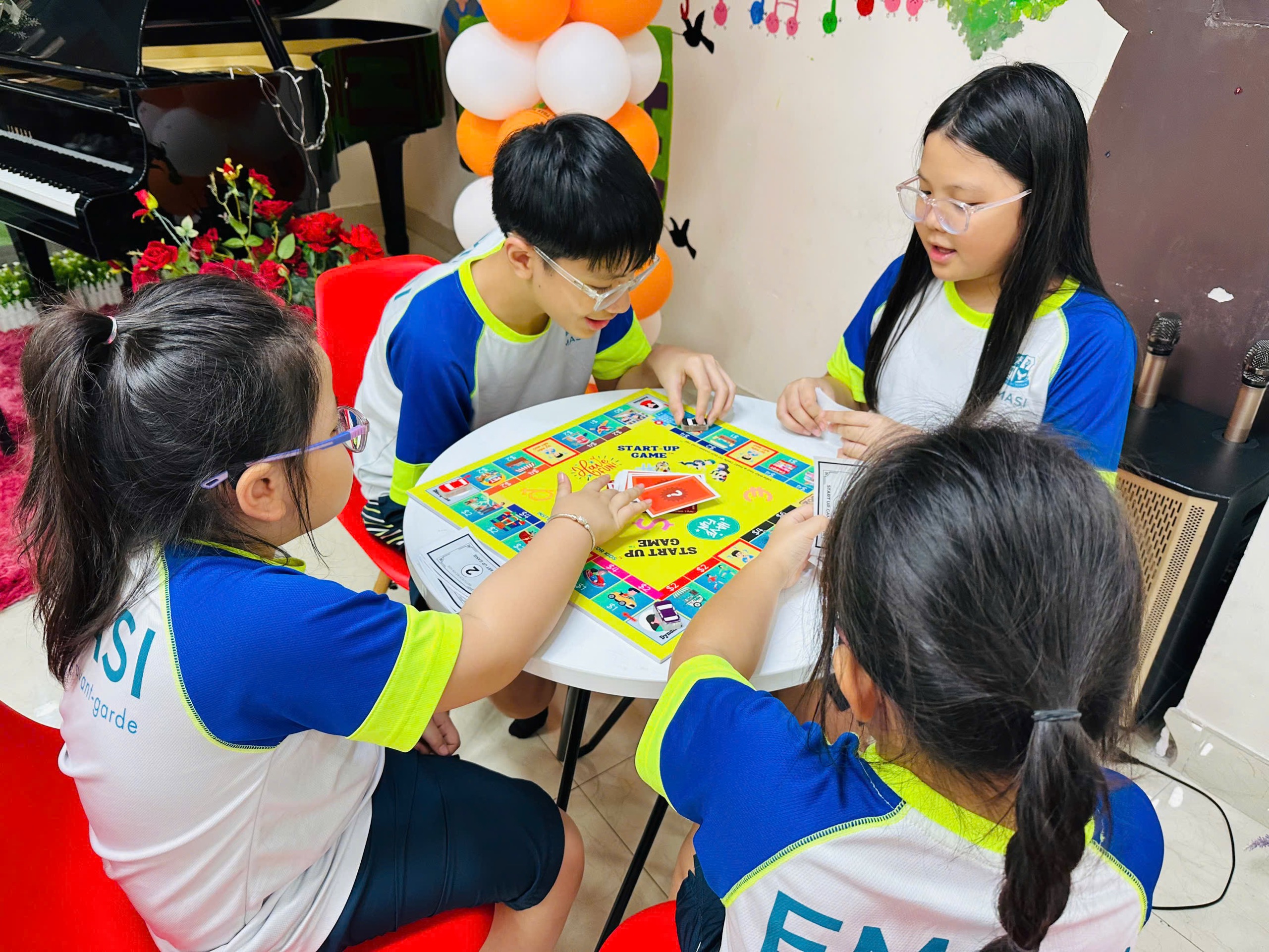 Cờ DOANH CHỦ (Start-up, 5-9 tuổi)